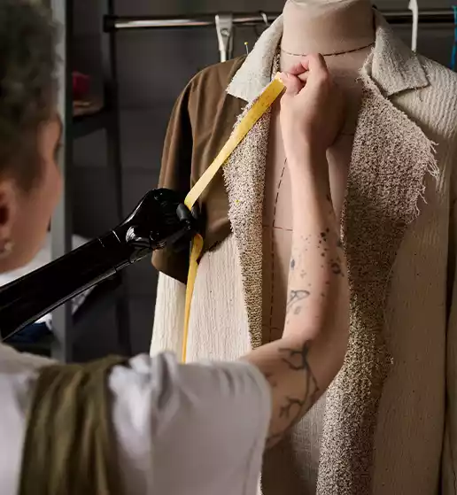 Take masurements from a mannequin
